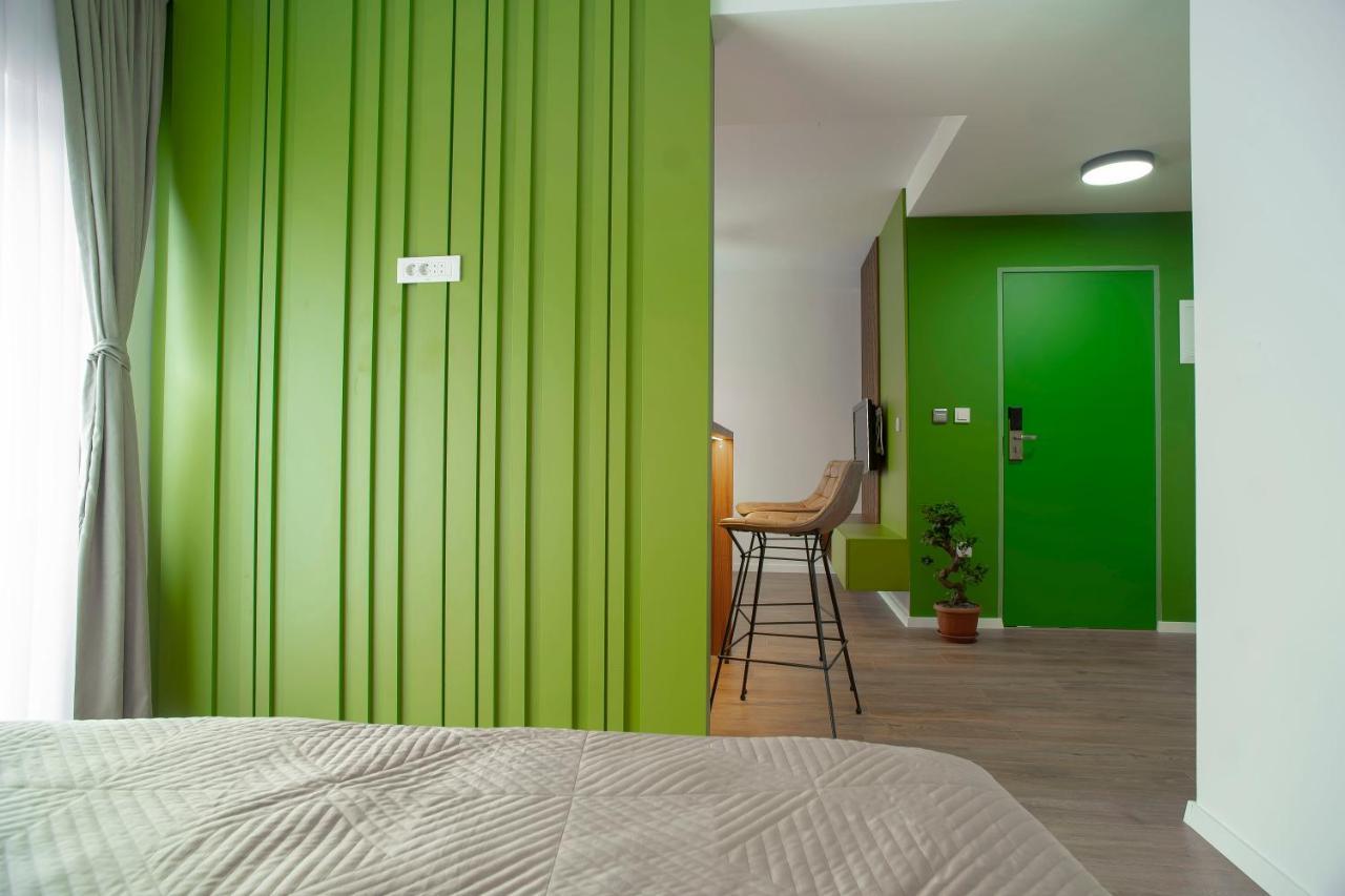 Lux Apartments Pristina Eksteriør billede