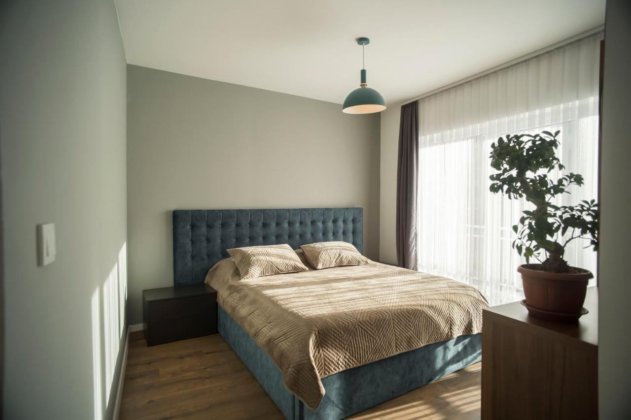 Lux Apartments Pristina Eksteriør billede